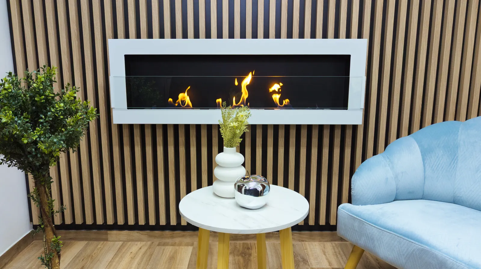 Modern bioethanol fireplace on a slatted wall in a bright living room